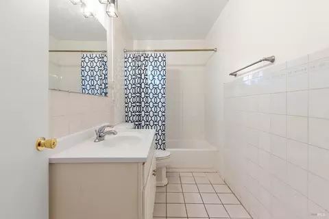 221 Circle Dr, Vacaville, CA 95688 photo 18