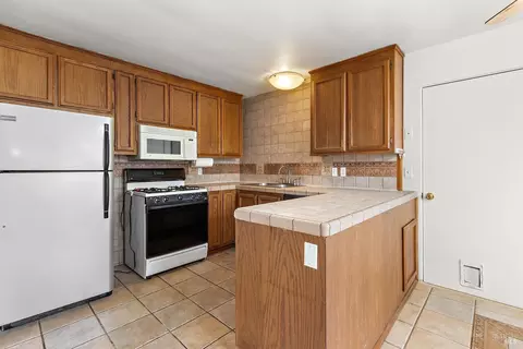 221 Circle Dr, Vacaville, CA 95688 photo 7
