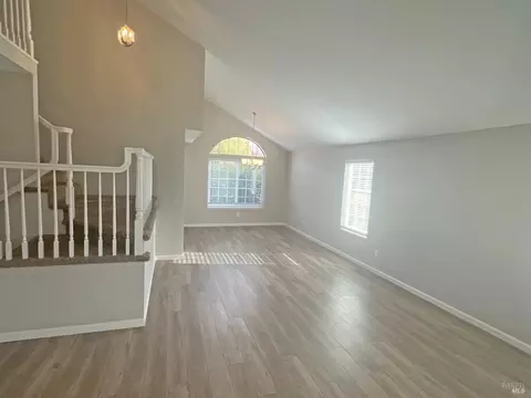 Living - 2770 Bay Tree Dr, Fairfield, CA 94533 photo 3 of 3