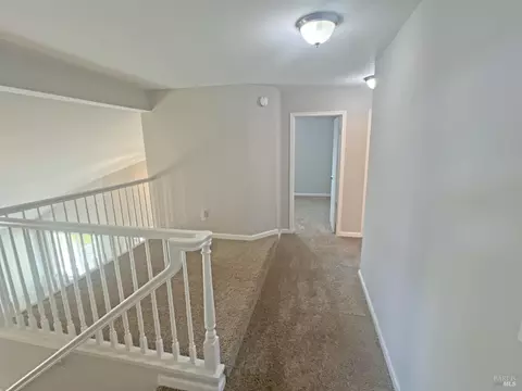 Entry Way - 2770 Bay Tree Dr, Fairfield, CA 94533 photo 2 of 2