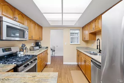 833 Tobin Dr, Vallejo, CA 94589 photo 9