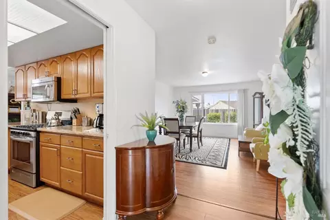 833 Tobin Dr, Vallejo, CA 94589 photo 6