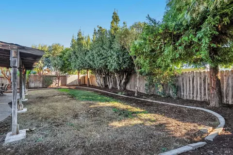 625 Devonshire Dr, Dixon, CA 95620 photo 17