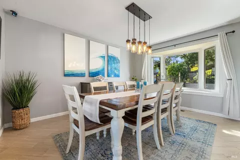 Dining - 436 Temple Way, Vallejo, CA 94591 photo 1 of 2