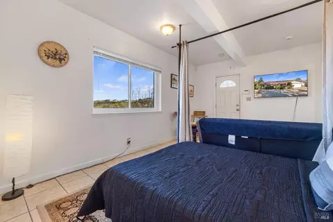 Bedroom - 436 Temple Way, Vallejo, CA 94591 photo 8 of 8