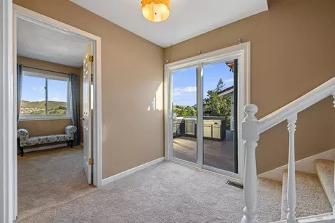 Entry Way - 436 Temple Way, Vallejo, CA 94591 photo 16 of 17