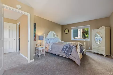 Bedroom - 436 Temple Way, Vallejo, CA 94591 photo 5 of 8