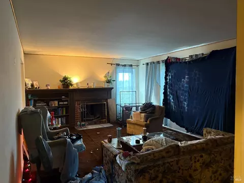 560 Admiral Callaghan Ln, Vallejo, CA 94591 photo 2