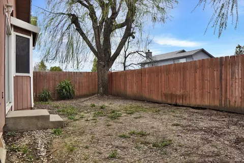 342 Zachary Dr, Vacaville, CA 95687 photo 19
