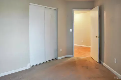 342 Zachary Dr, Vacaville, CA 95687 photo 6
