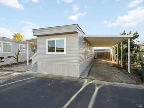 12 Evergreen Ave, Windsor, CA 95492 photo 9