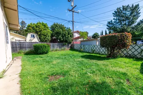 108 Curtis Dr, Vallejo, CA 94591 photo 17