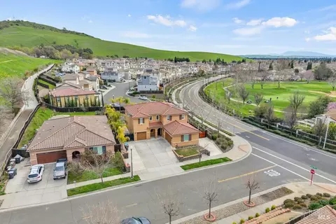 View/Area - 1456 Couples Cir, Fairfield, CA 94533 photo 2 of 5