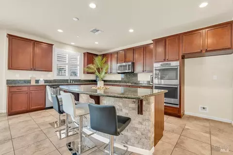 Kitchen - 1456 Couples Cir, Fairfield, CA 94533 photo 1 of 4