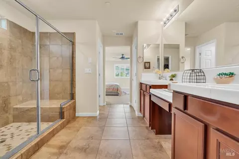 Entry Way - 1456 Couples Cir, Fairfield, CA 94533 photo 4 of 7