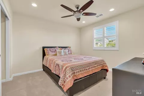 Bedroom - 1456 Couples Cir, Fairfield, CA 94533 photo 8 of 9