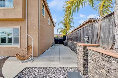 Exterior - 1456 Couples Cir, Fairfield, CA 94533 photo 11 of 16