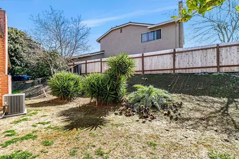 136 Evelyn Cir, Vallejo, CA 94589 photo 31