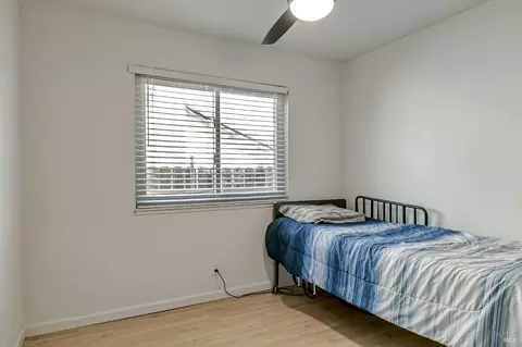 136 Evelyn Cir, Vallejo, CA 94589 photo 25