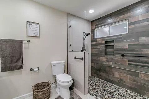 136 Evelyn Cir, Vallejo, CA 94589 photo 21