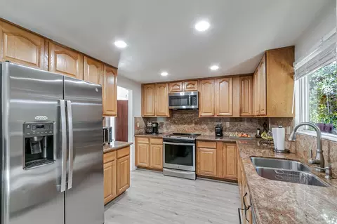 136 Evelyn Cir, Vallejo, CA 94589 photo 15