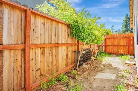 Exterior - 255 Boulderidge Ct, Vacaville, CA 95688 photo 6 of 6