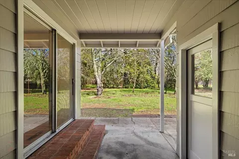 Exterior - 193 Jensen Ln, Windsor, CA 95492 photo 11 of 16
