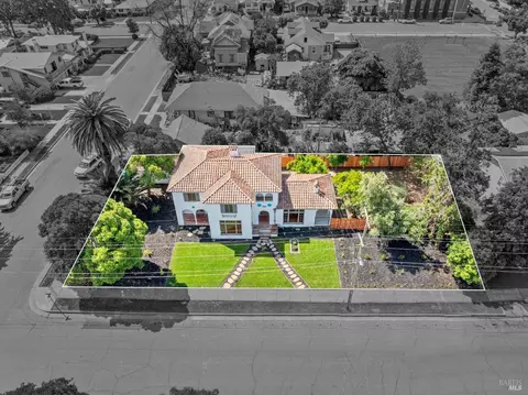 View/Area - 290 E B St, Dixon, CA 95620 photo 1 of 6