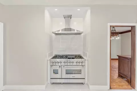 Kitchen - 290 E B St, Dixon, CA 95620 photo 5 of 5