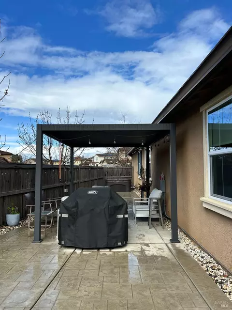 635 W Cherry St, Dixon, CA 95620 photo 44