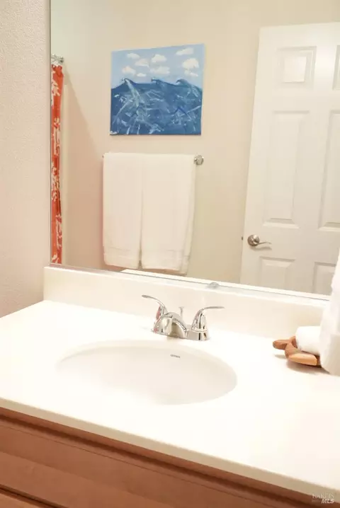 635 W Cherry St, Dixon, CA 95620 photo 28