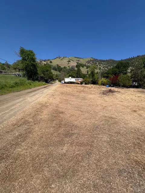 3730 Manzanita Dr, Nice, CA 95464 photo 5