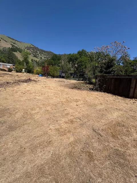 3730 Manzanita Dr, Nice, CA 95464 photo 9
