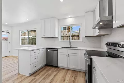 Kitchen - 1004 Fulton Ave, Vallejo, CA 94591 photo 1 of 1