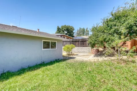 Exterior - 1004 Fulton Ave, Vallejo, CA 94591 photo 2 of 18