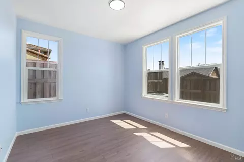 Bedroom - 6638 Solitude Ct, Vallejo, CA 94591 photo 2 of 7