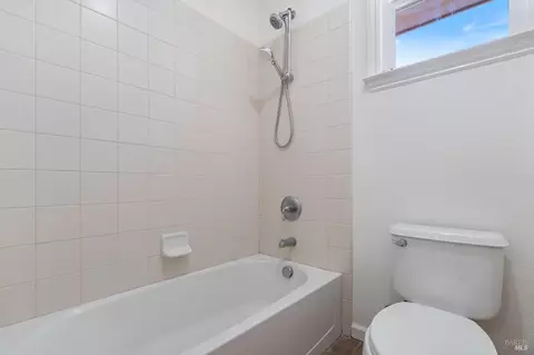 Bath - 6638 Solitude Ct, Vallejo, CA 94591 photo 2 of 6