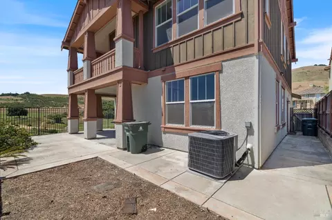 Exterior - 6638 Solitude Ct, Vallejo, CA 94591 photo 3 of 8