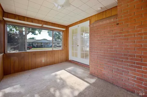 Exterior - 151 S Third St, Dixon, CA 95620 photo 3 of 12