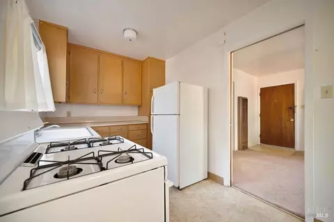 Kitchen - 151 S Third St, Dixon, CA 95620 photo 5 of 6