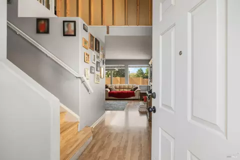 565 Edenderry Dr, Vacaville, CA 95688 photo 7