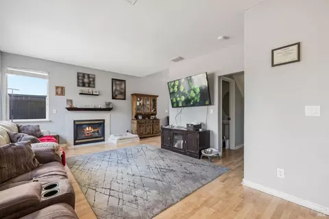 565 Edenderry Dr, Vacaville, CA 95688 photo 24