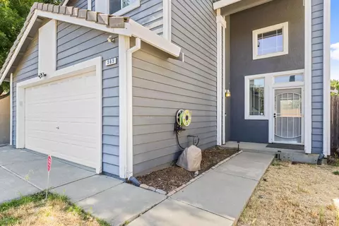 565 Edenderry Dr, Vacaville, CA 95688 photo 6