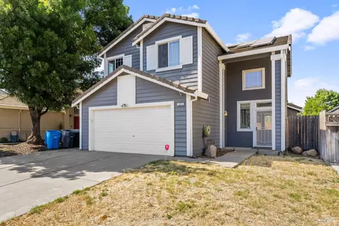565 Edenderry Dr, Vacaville, CA 95688 photo 4