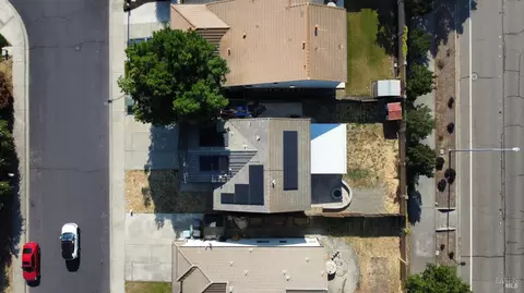 565 Edenderry Dr, Vacaville, CA 95688 photo 54