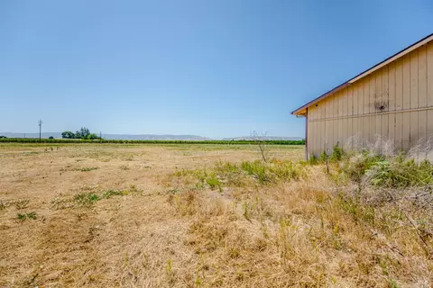 Exterior - 8901 Boyce Rd, Winters, CA 95694 photo 14 of 16