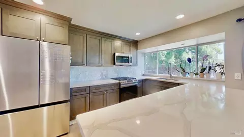 Kitchen - 2144 Still Ct, Fairfield, CA 94533 photo 3 of 6