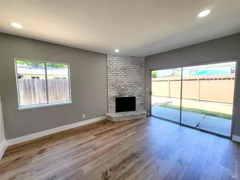 2207 Cunningham Dr, Fairfield, CA 94533 photo 6