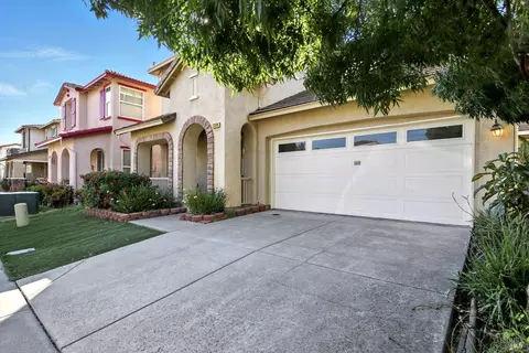 2398 White Dr, Fairfield, CA 94533 photo 4