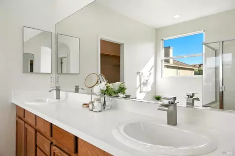 2398 White Dr, Fairfield, CA 94533 photo 35